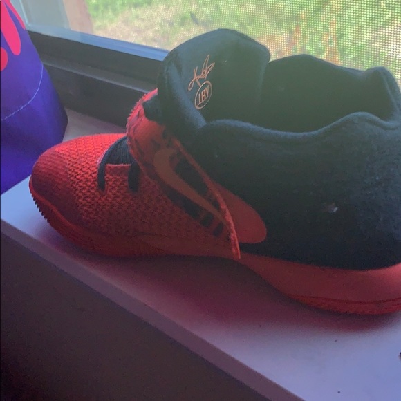 Nike sneakers - Picture 2 of 4